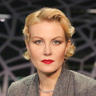 Рената <b>Литвинова</b>