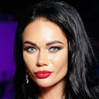 Яна <b>Кошкина</b>