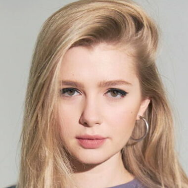 Анастасия <b>Уколова</b>