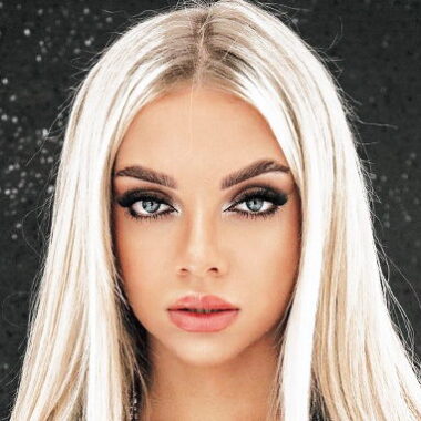 Екатерина <b>Шкуро</b>