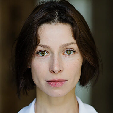 Елена <b>Полякова</b>