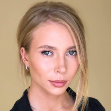 Юлия <b>Коваль</b>