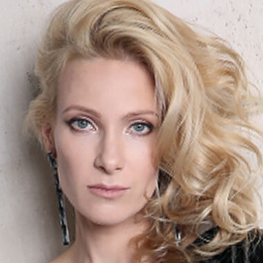 Анна <b>Слю</b>
