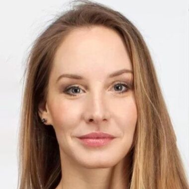 Елена <b>Карпова</b>