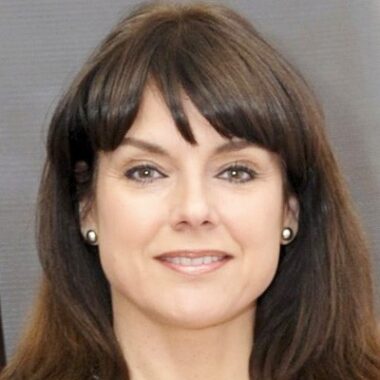 Лола <b>Форнер</b>